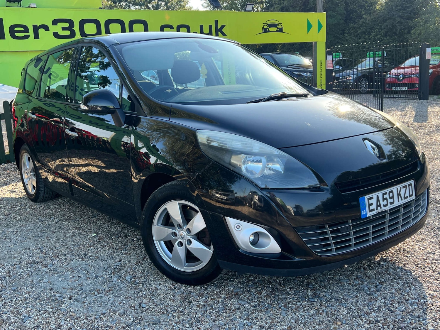 Used Renault Grand Scenic 2009 for sale - 77136395: Photo 4