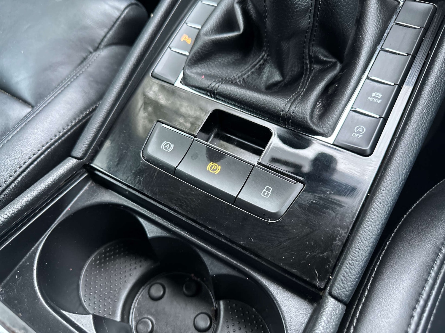 Used Skoda Superb 2016 for sale - 76940193: Photo 31