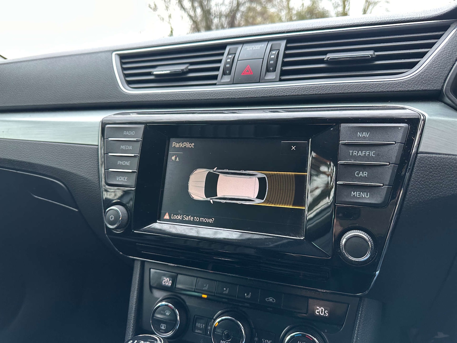 Used Skoda Superb 2016 for sale - 76940193: Photo 42