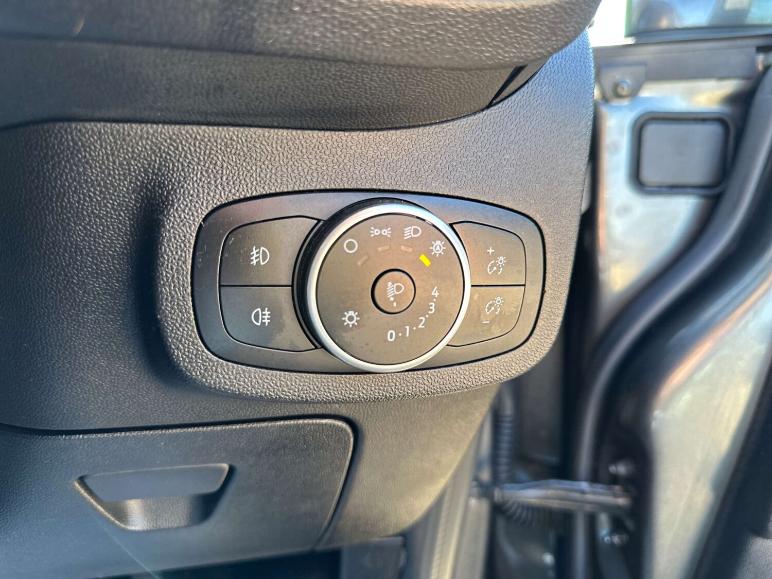 Used Ford Fiesta 2018 for sale - 78056683: Photo 27