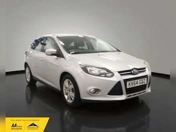 2014 - 1.0 Focus Titanium Navigator T 5dr
