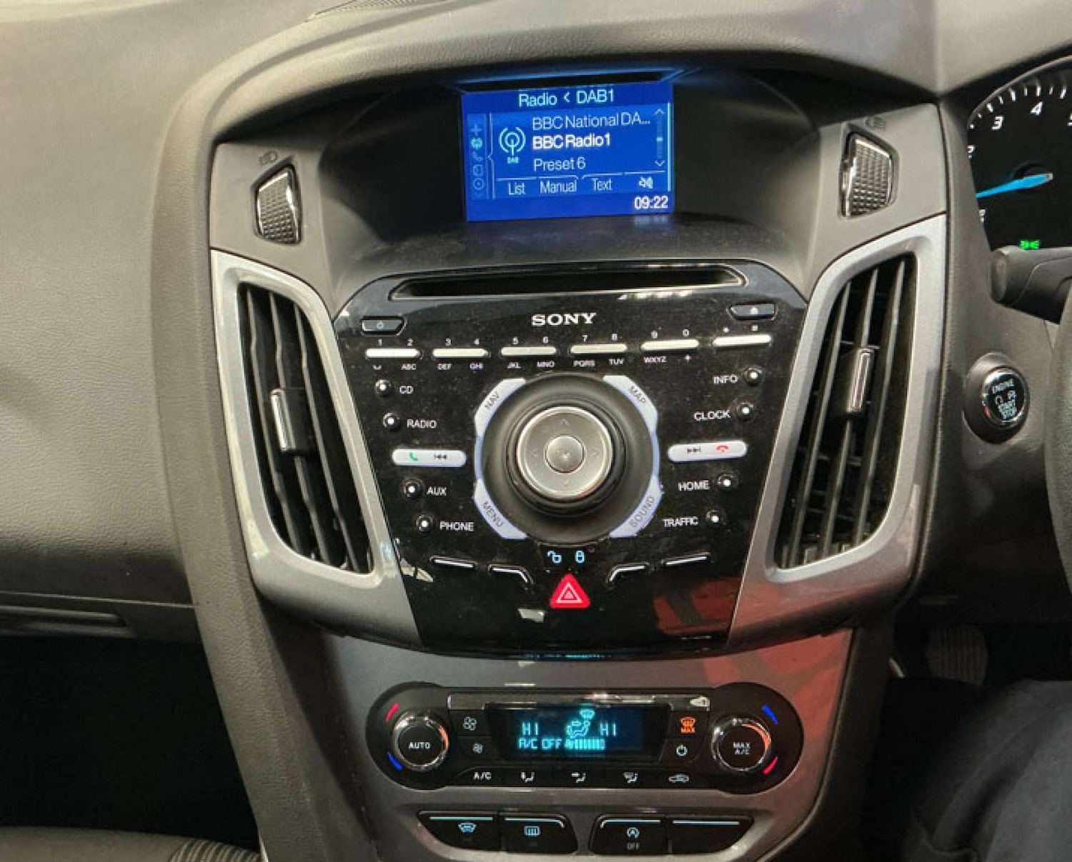 Used Ford Focus 2014 for sale - 76395539: Photo 2