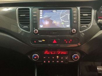 Used Kia Carens 2018 for sale - 77378375: Photo