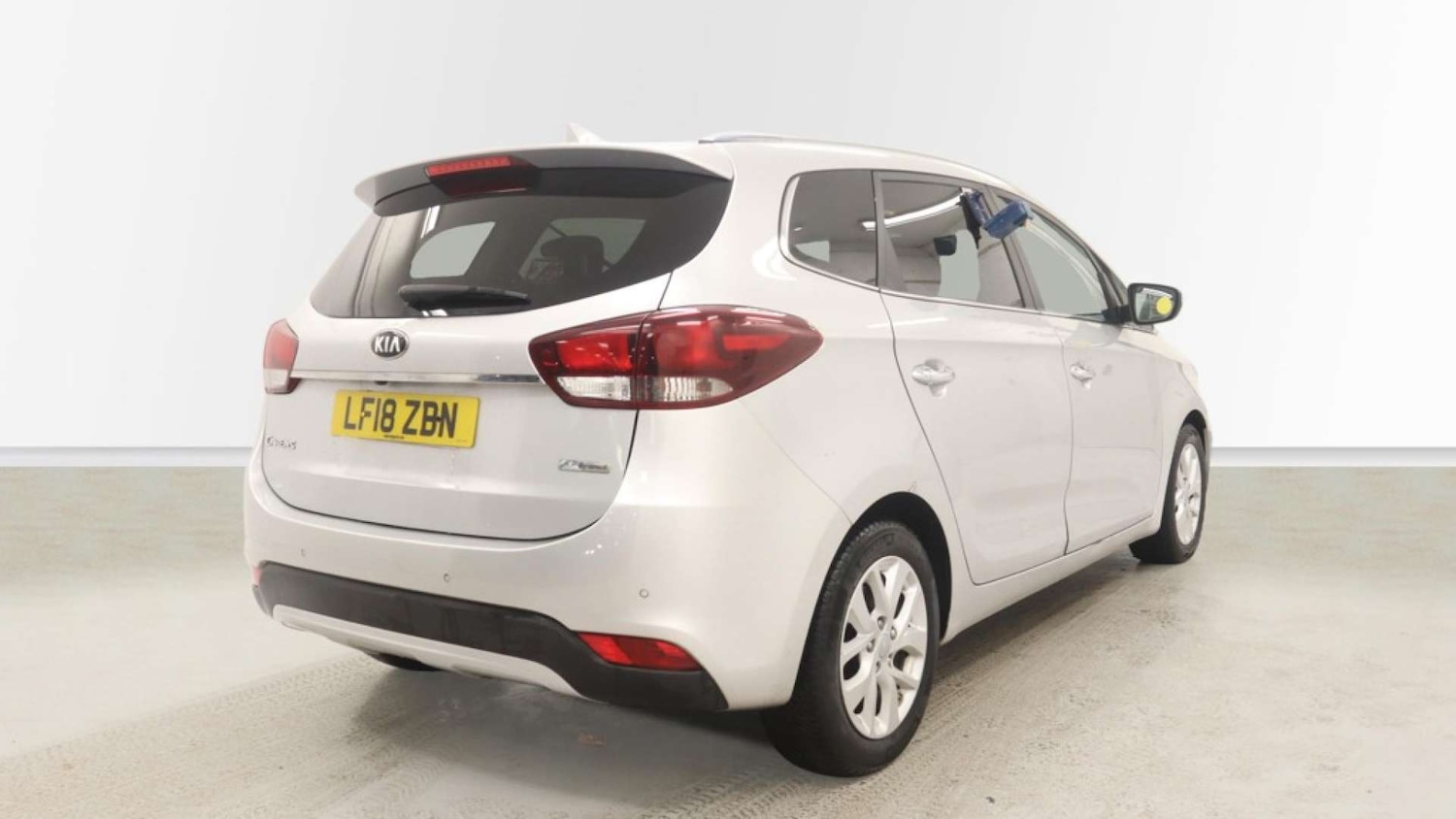 Used Kia Carens 2018 for sale - 77378375: Photo 8