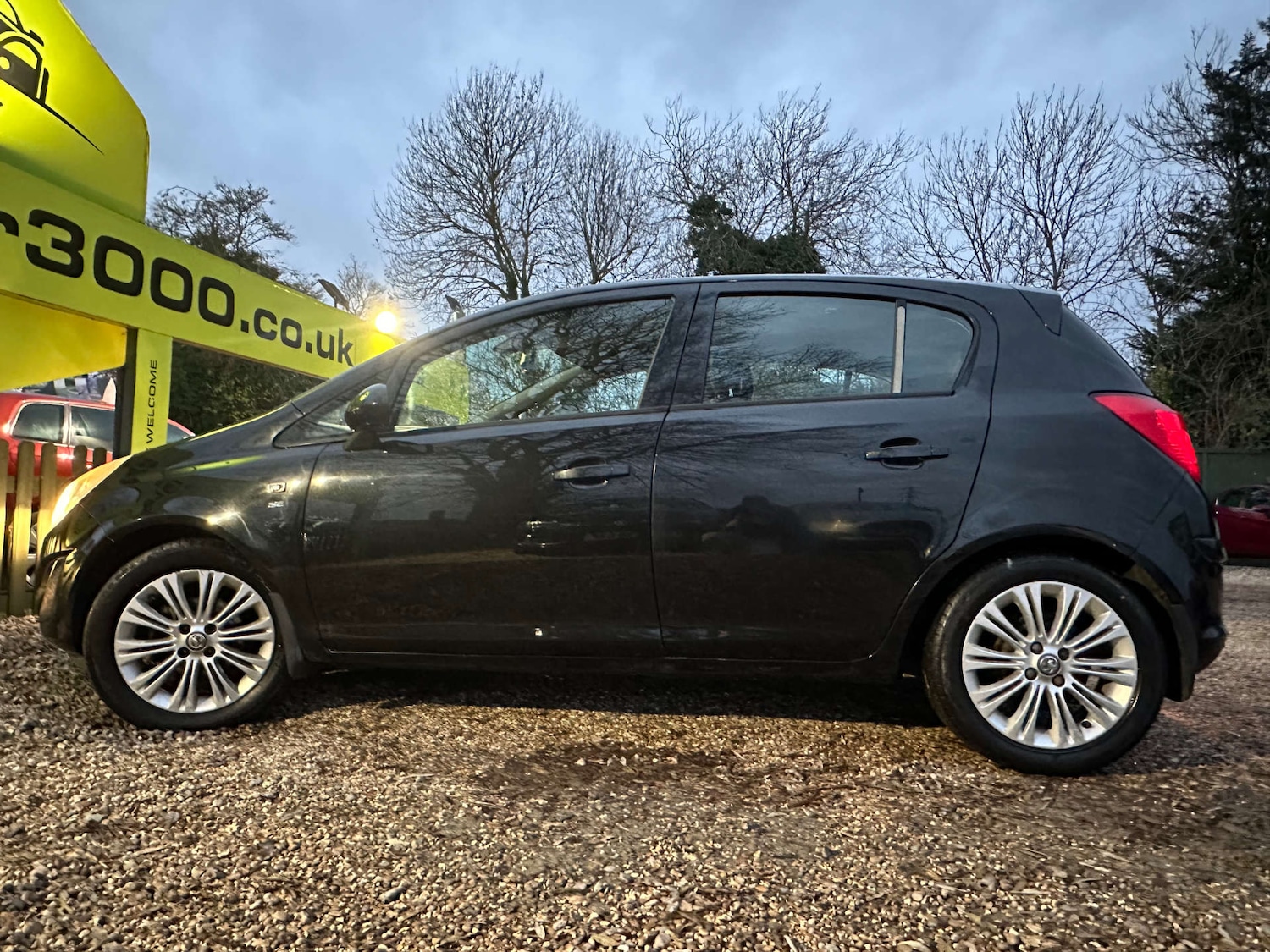 Used Vauxhall Corsa 2012 for sale - 76878102: Photo 9