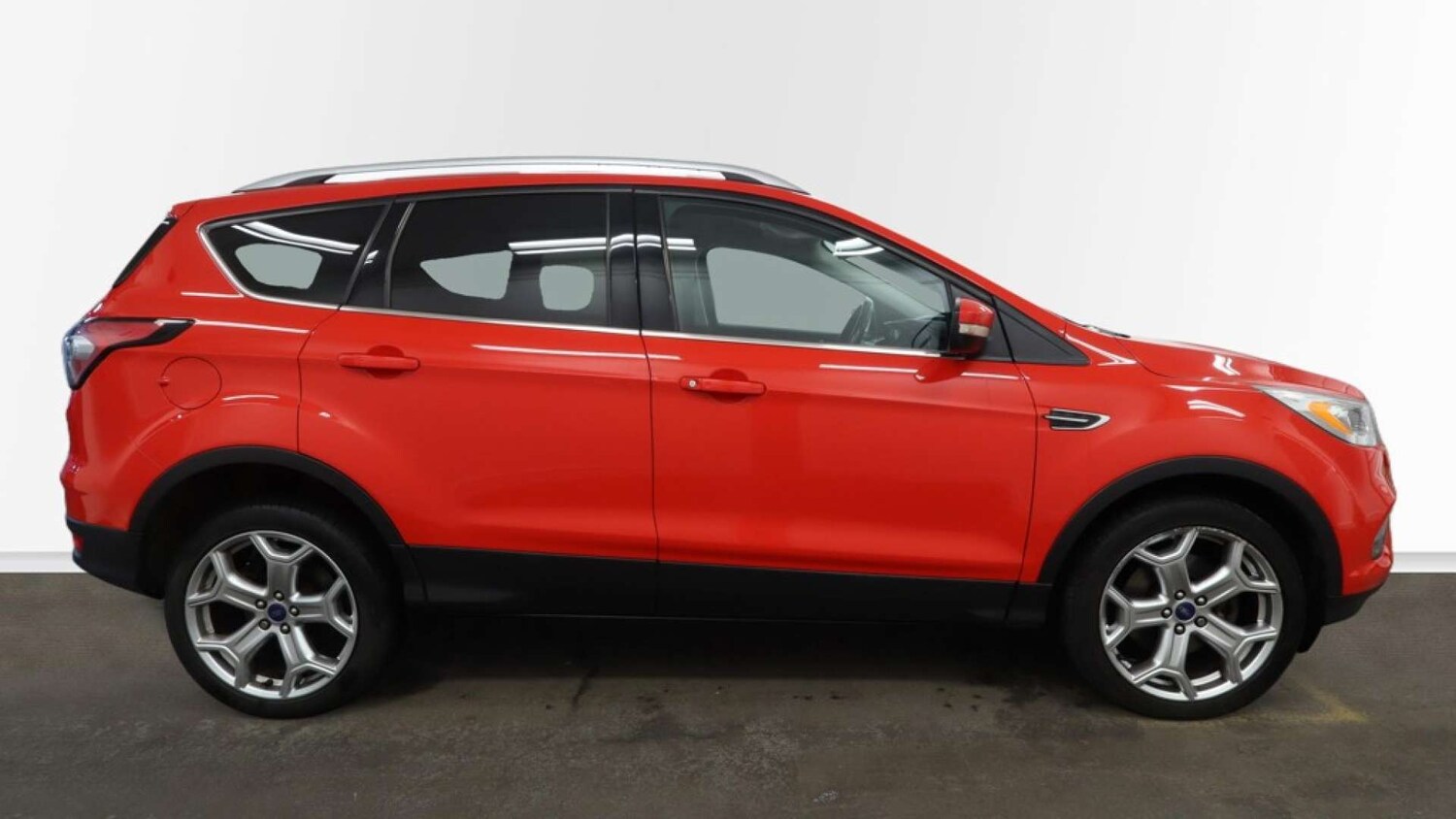 Used Ford Kuga 2017 for sale - 77655537: Photo 9