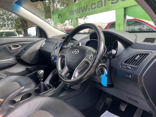 Used Hyundai Ix35 2015 for sale - 75662064: Photo 2