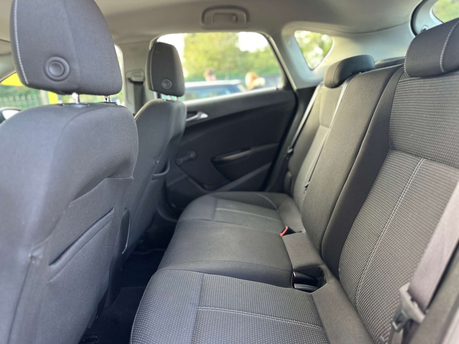 Used Vauxhall Astra 2012 for sale - 76579654: Photo 13