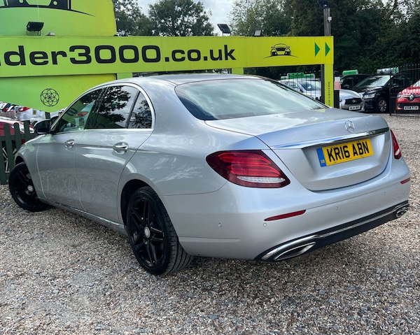 Used Mercedes-Benz E Class 2016 for sale - 76330090: Photo 7