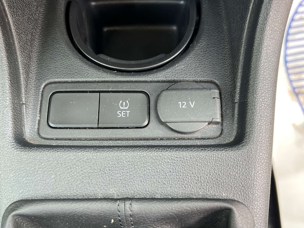 Used Volkswagen up! 2017 for sale - 75254156: Photo 18