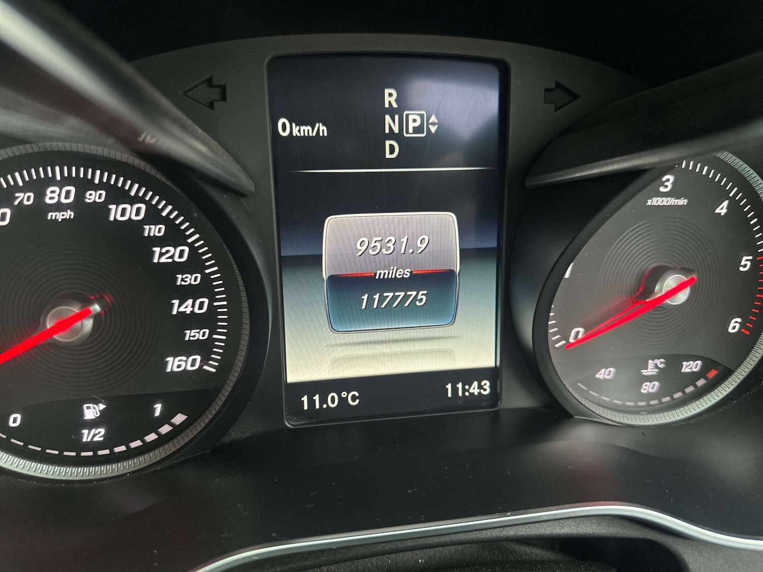 Used Mercedes-Benz C Class 2014 for sale - 77025200: Photo 35