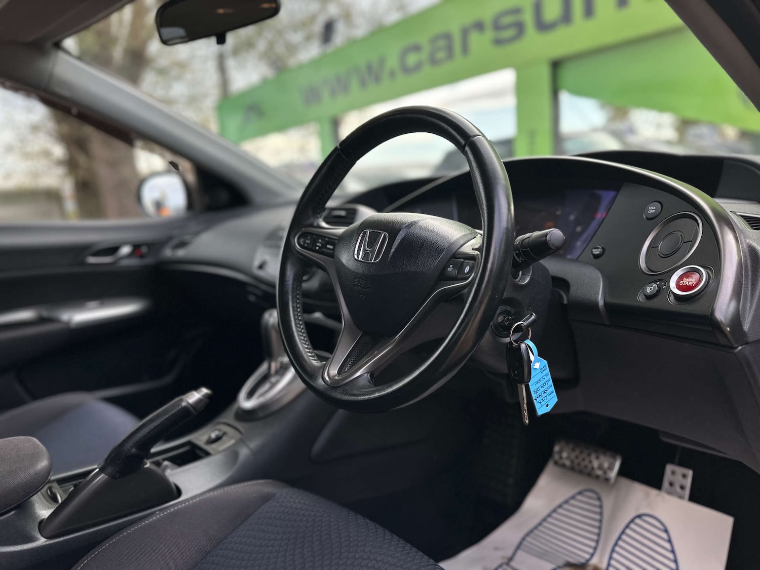 Used Honda Civic 2010 for sale - 77236243: Photo 2