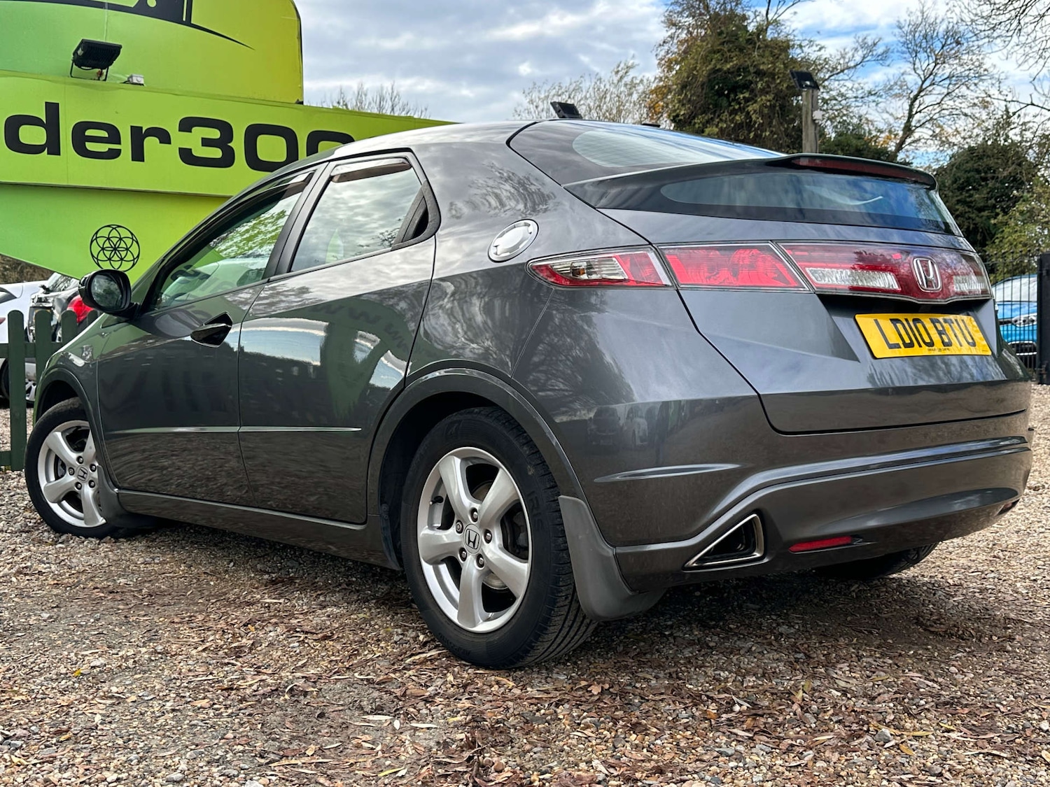 Used Honda Civic 2010 for sale - 77236243: Photo 8