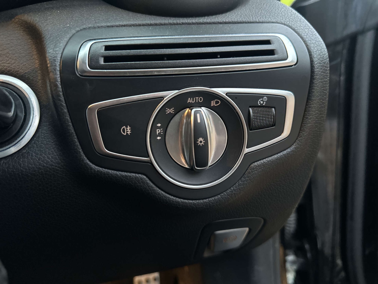 Used Mercedes-Benz C Class 2017 for sale - 78144600: Photo 30