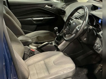 Used Ford Kuga 2015 for sale - 76319698: Photo 3