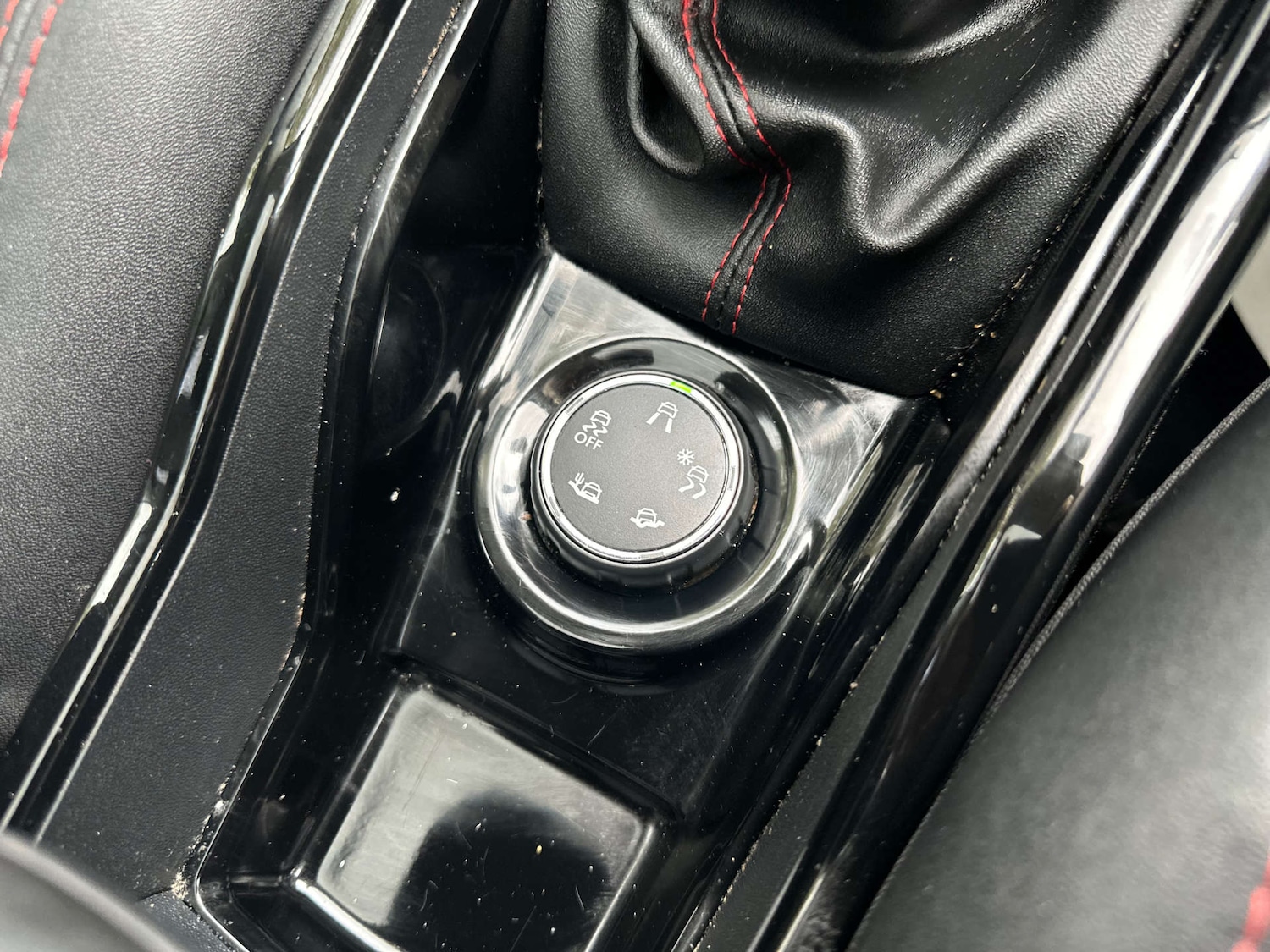 Used Peugeot 2008 2017 for sale - 77394897: Photo 22