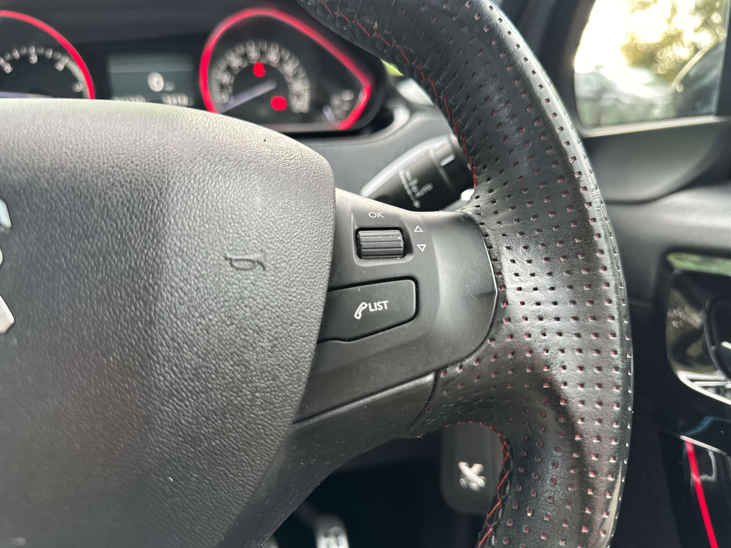 Used Peugeot 2008 2017 for sale - 77394897: Photo 25