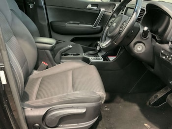 Used Kia Sportage 2017 for sale - 77933959: Photo