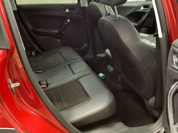 Used Peugeot 2008 2018 for sale - 78272703: Photo