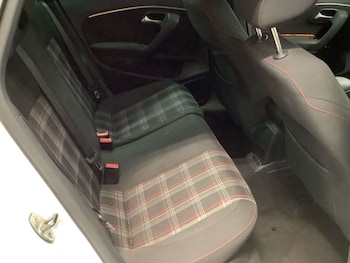 Used Volkswagen Polo 2015 for sale - 78356298: Photo