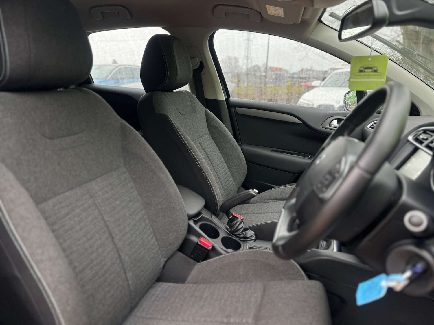 Used Citroen C4 2015 for sale - 78145999: Photo 13