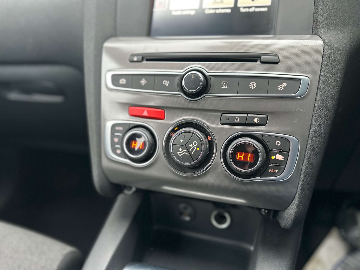 Used Citroen C4 2015 for sale - 78145999: Photo 23