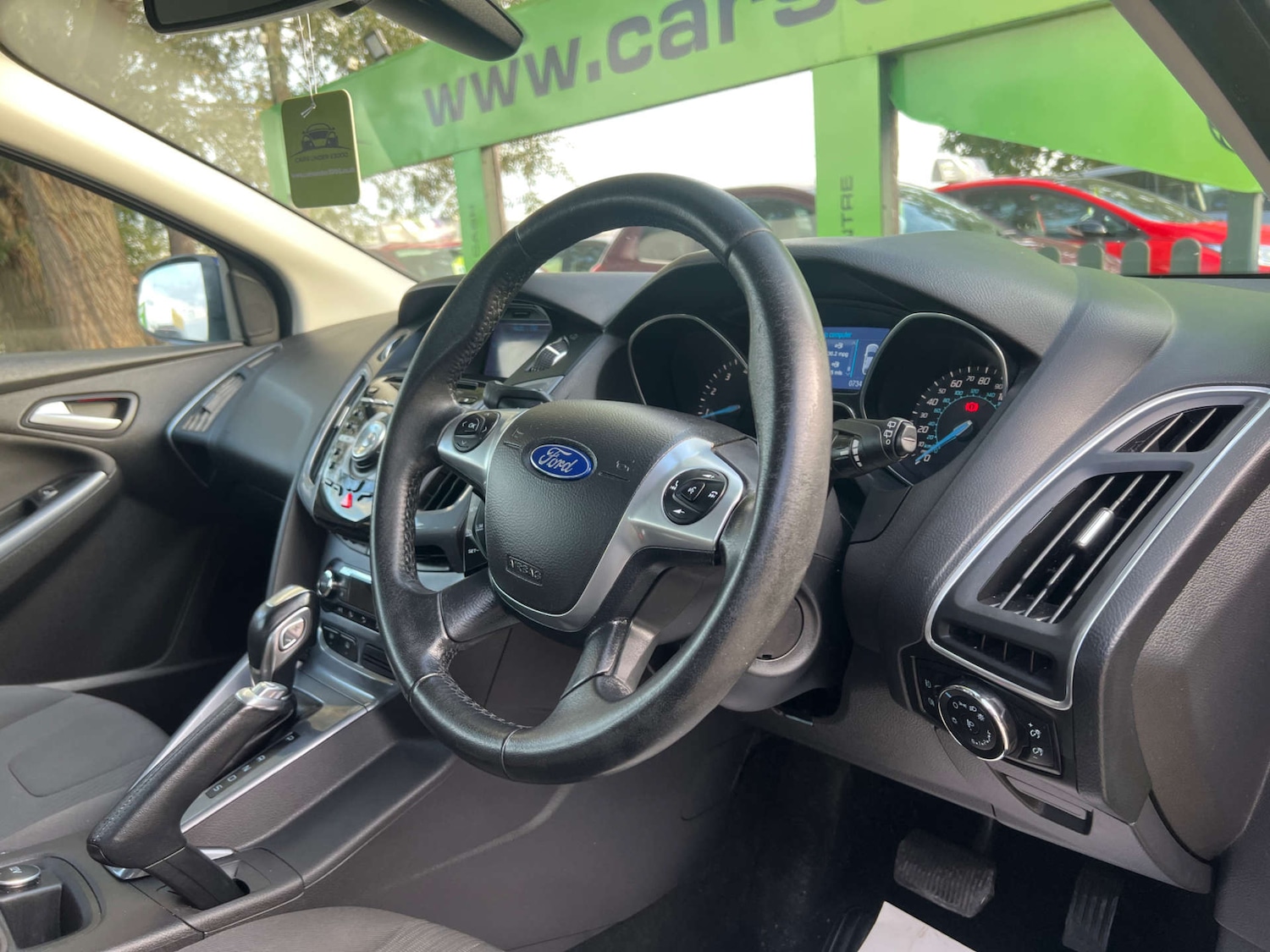 Used Ford Focus 2014 for sale - 76340746: Photo 2