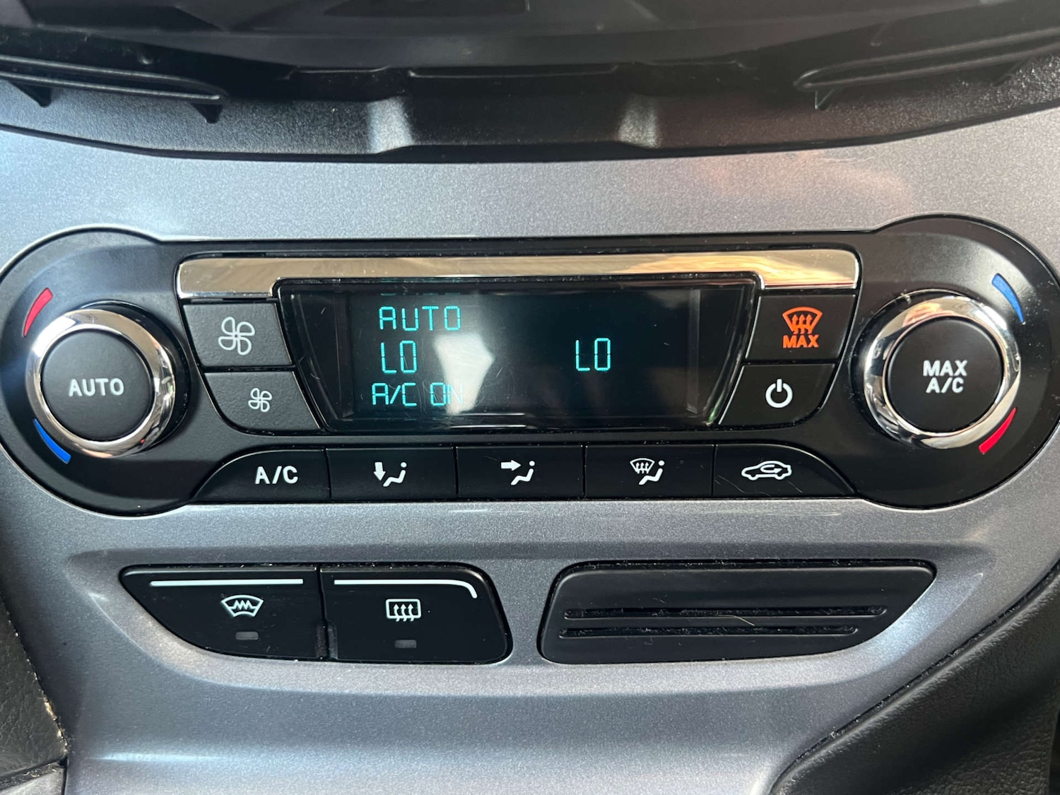 Used Ford Focus 2014 for sale - 76340746: Photo 26