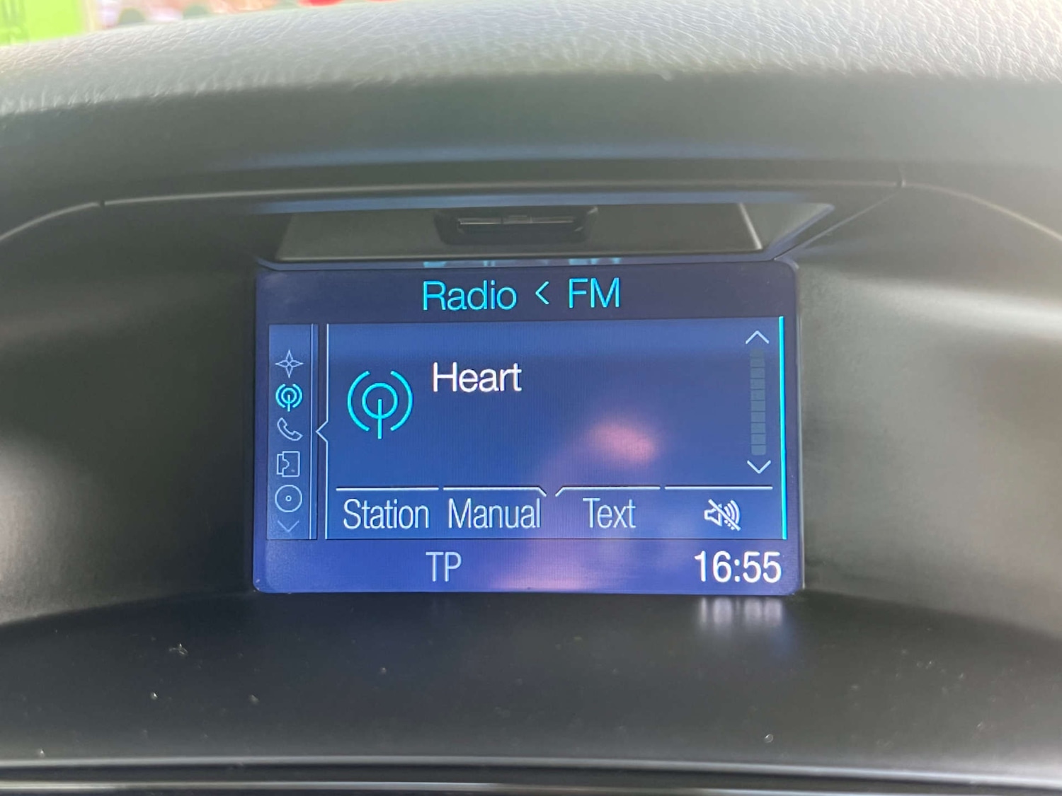 Used Ford Focus 2014 for sale - 76340746: Photo 3