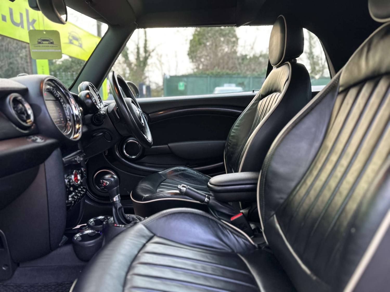 Used MINI Convertible 2015 for sale - 77636182: Photo 16