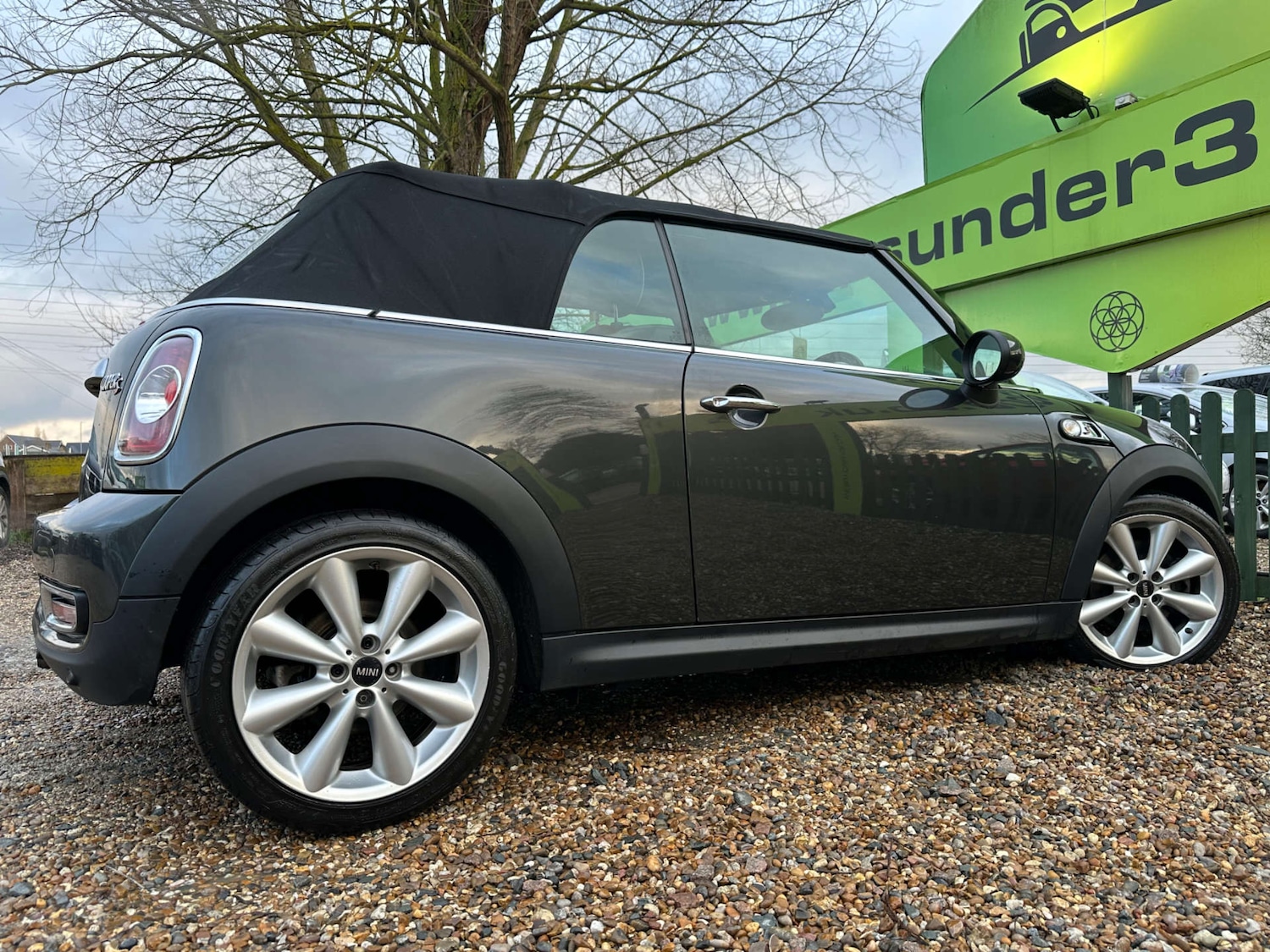 Used MINI Convertible 2015 for sale - 77636182: Photo 9