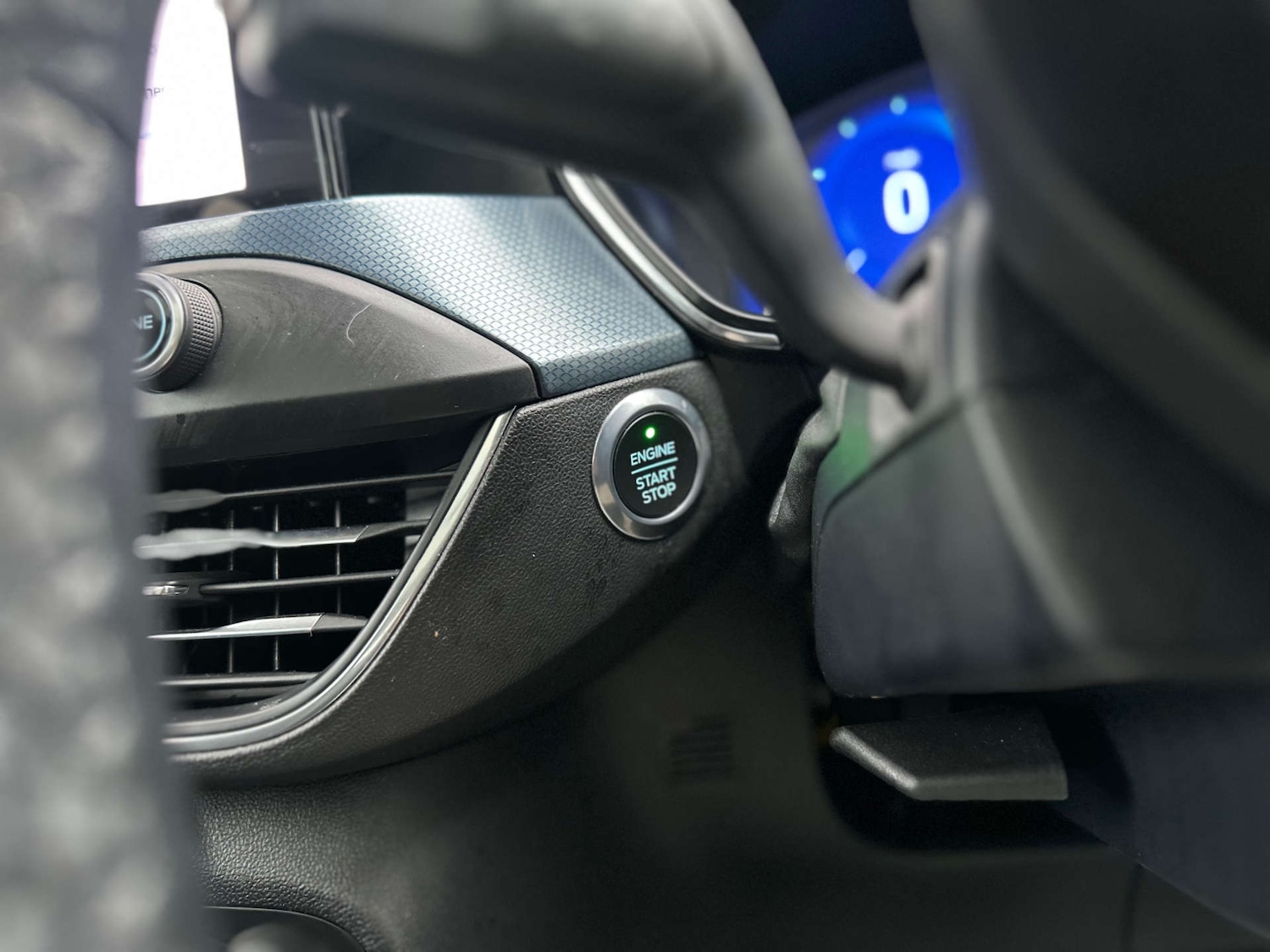 Used Ford Focus 2021 for sale - 76892332: Photo 31