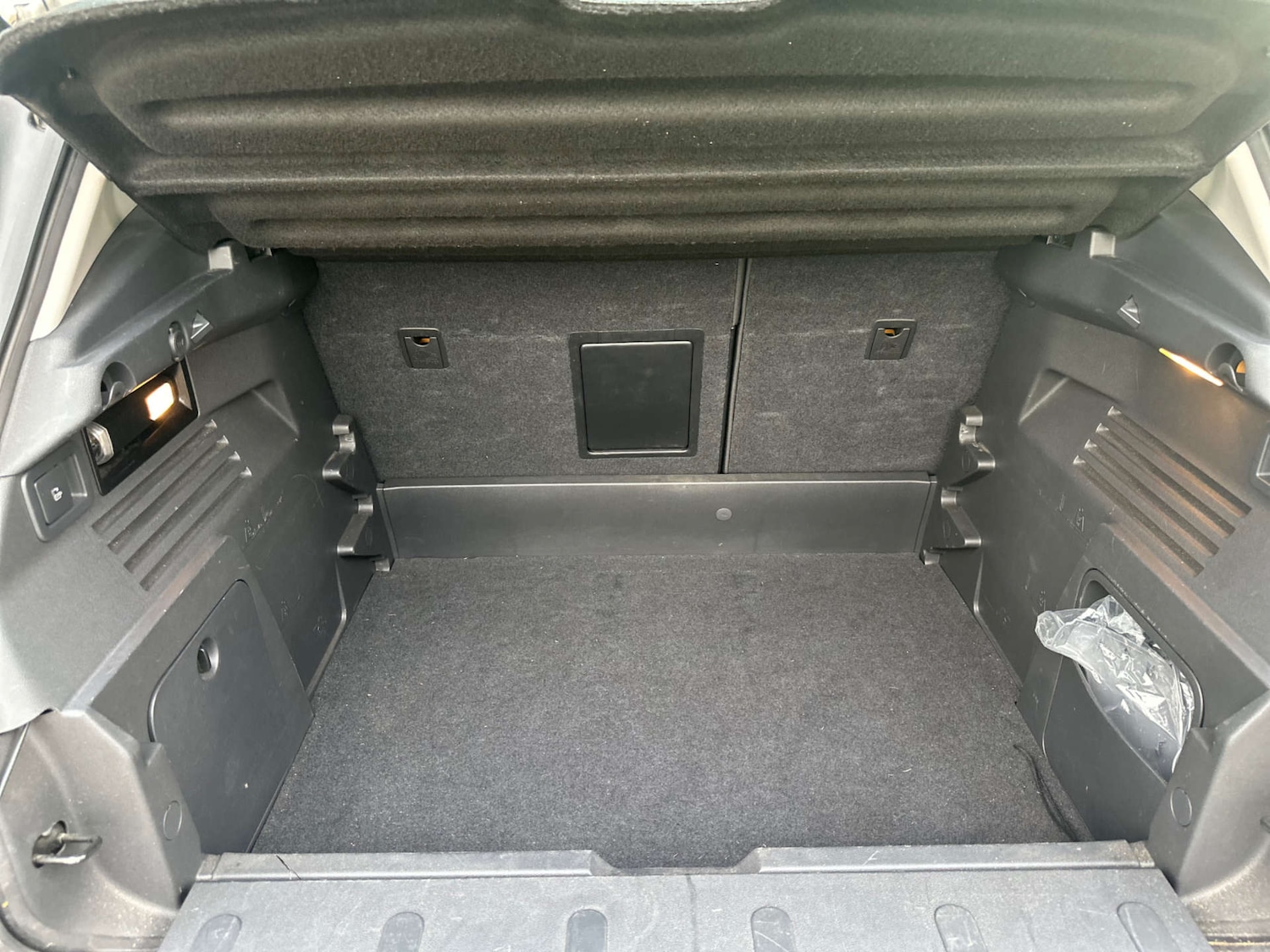 Used Peugeot 3008 2015 for sale - 77259089: Photo 13