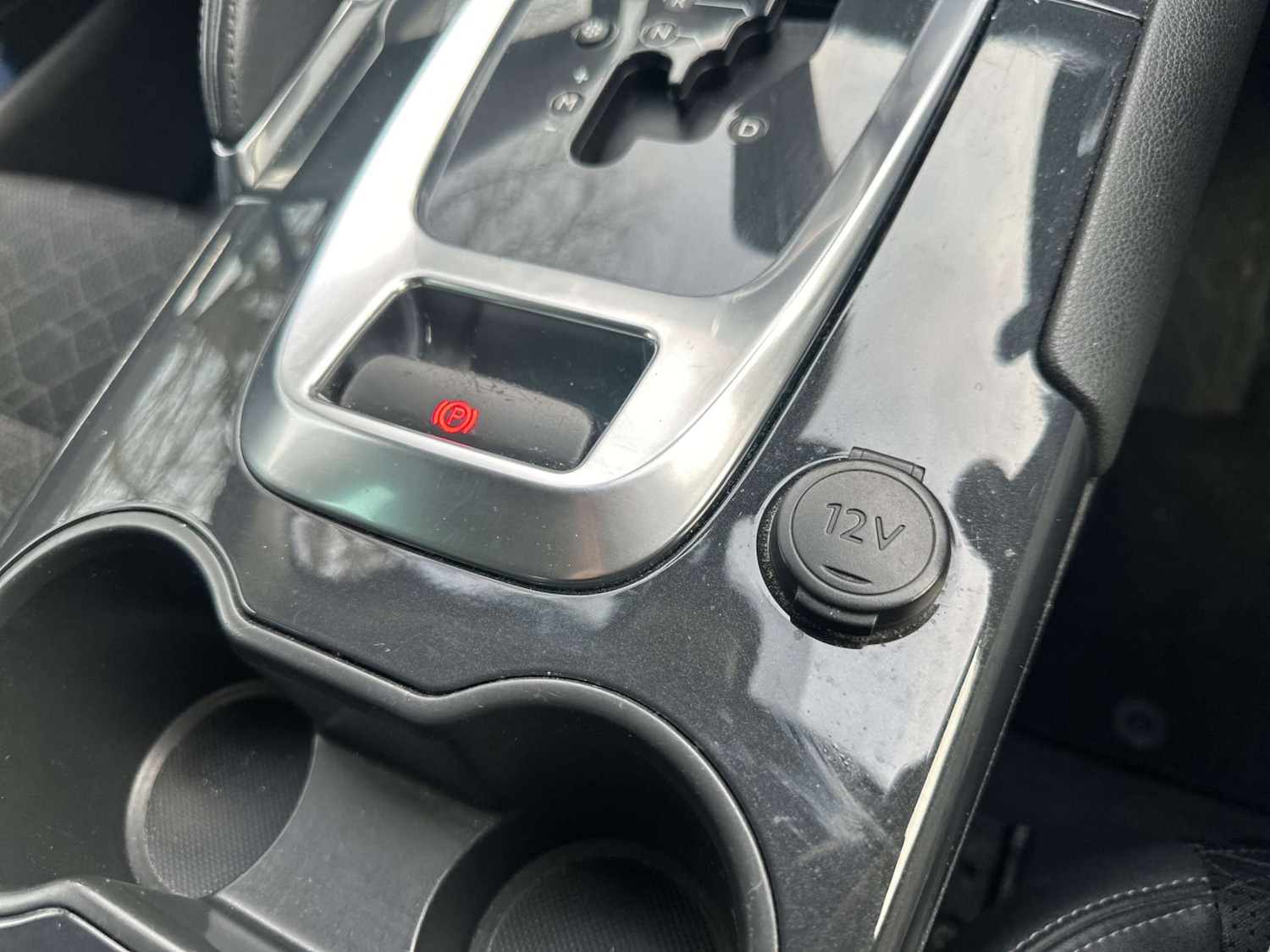 Used Peugeot 3008 2015 for sale - 77259089: Photo 28