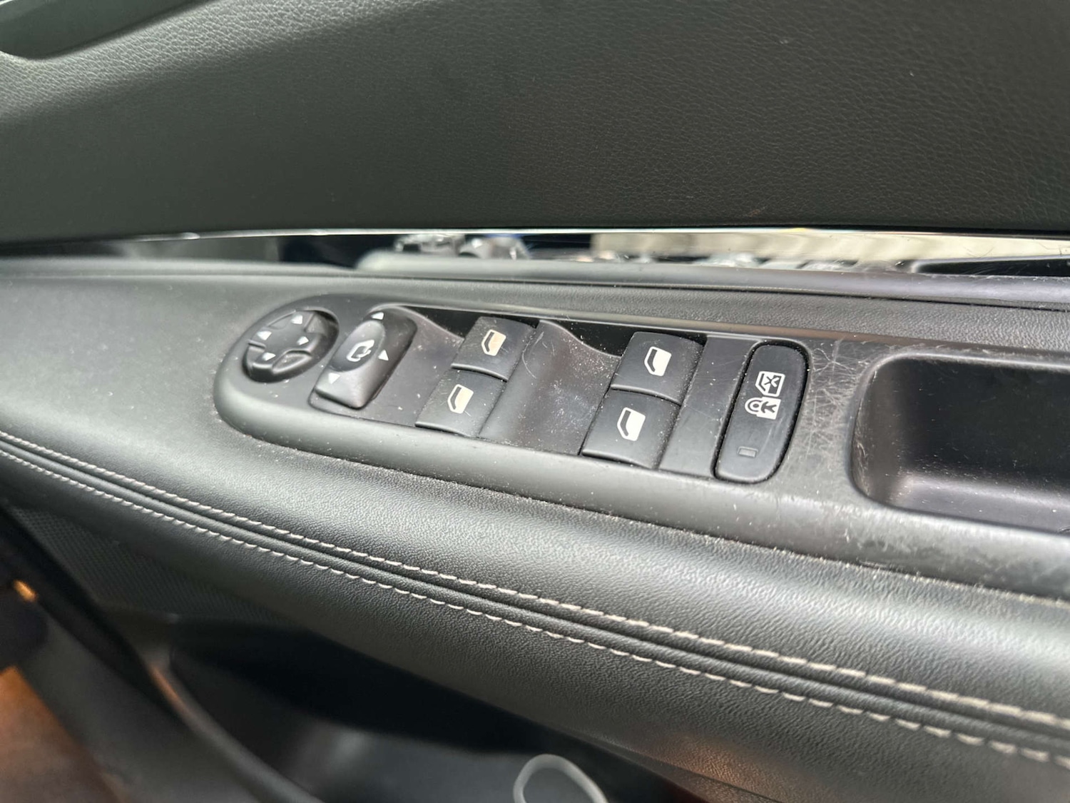 Used Peugeot 3008 2015 for sale - 77259089: Photo 34