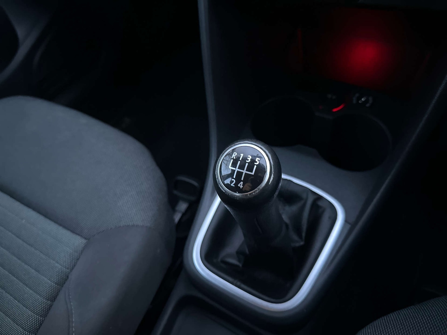 Used Volkswagen Polo 2011 for sale - 77233574: Photo 20