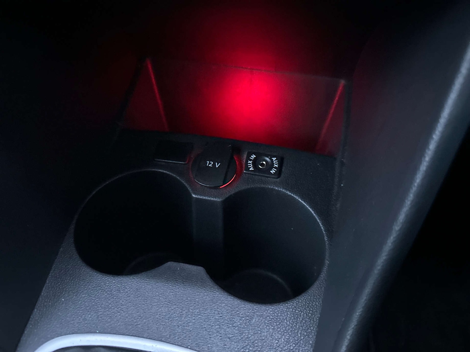 Used Volkswagen Polo 2011 for sale - 77233574: Photo 21