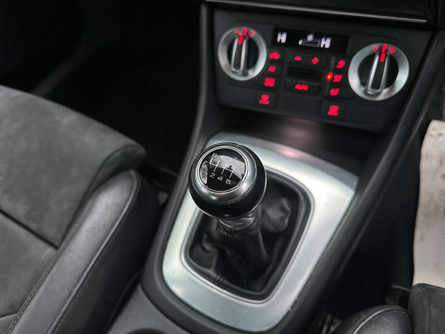 Used Audi Q3 2012 for sale - 77093749: Photo 30