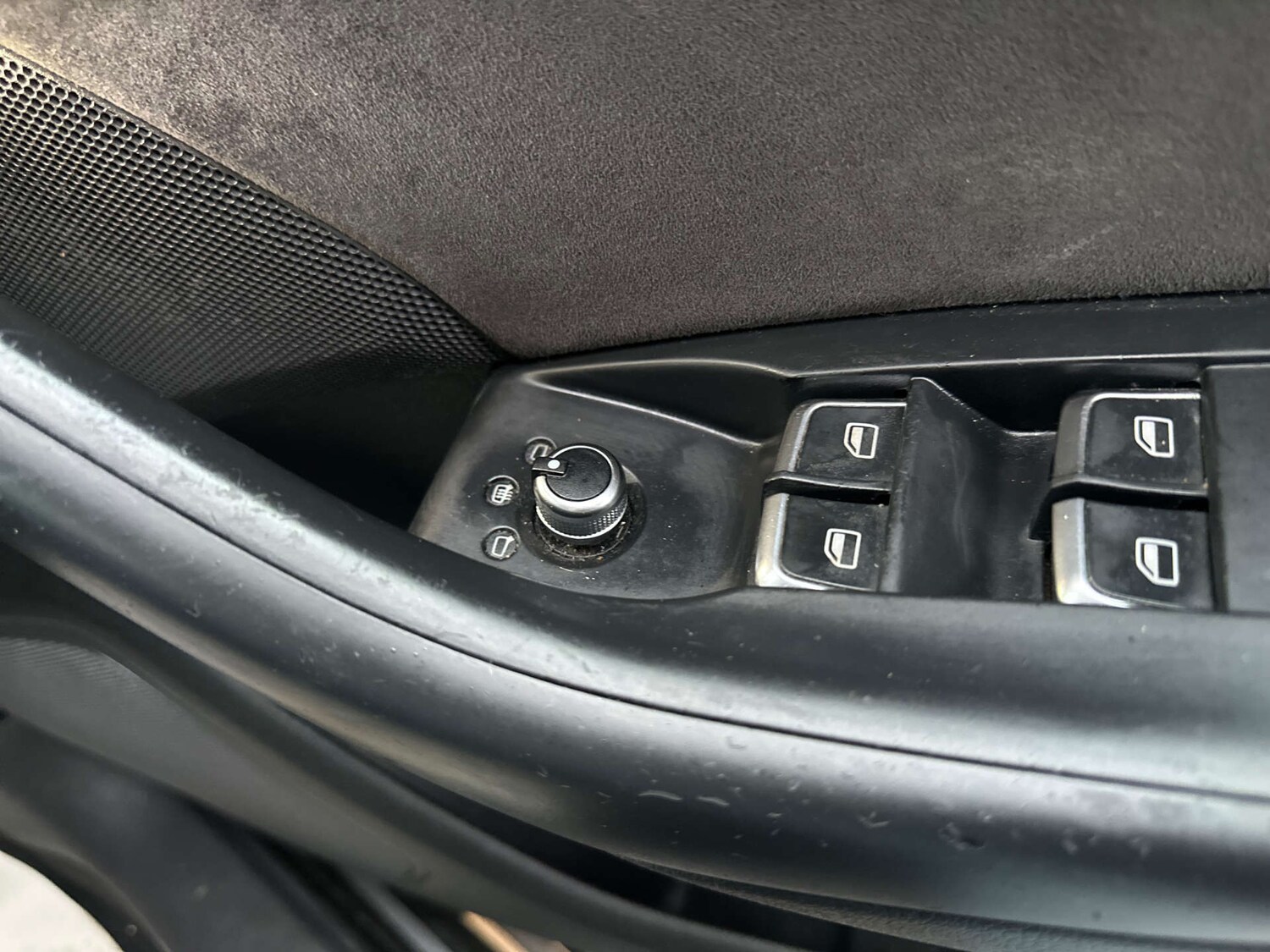 Used Audi Q3 2012 for sale - 77093749: Photo 37