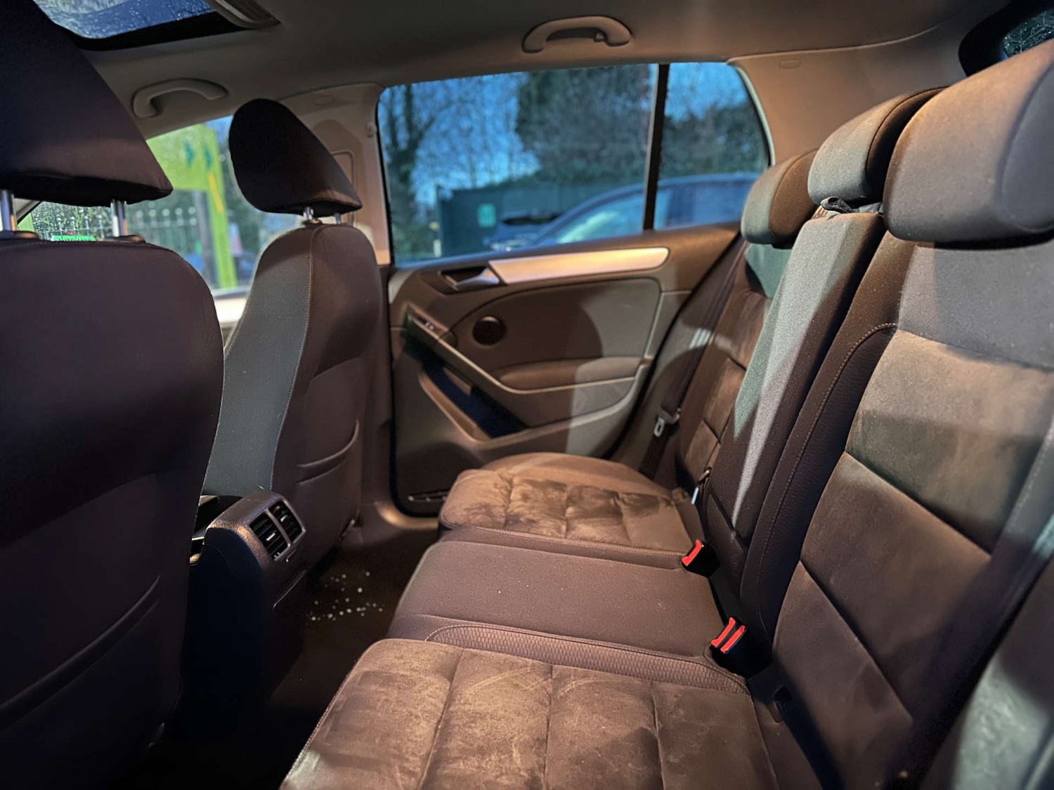 Used Volkswagen Golf 2009 for sale - 77058500: Photo 10