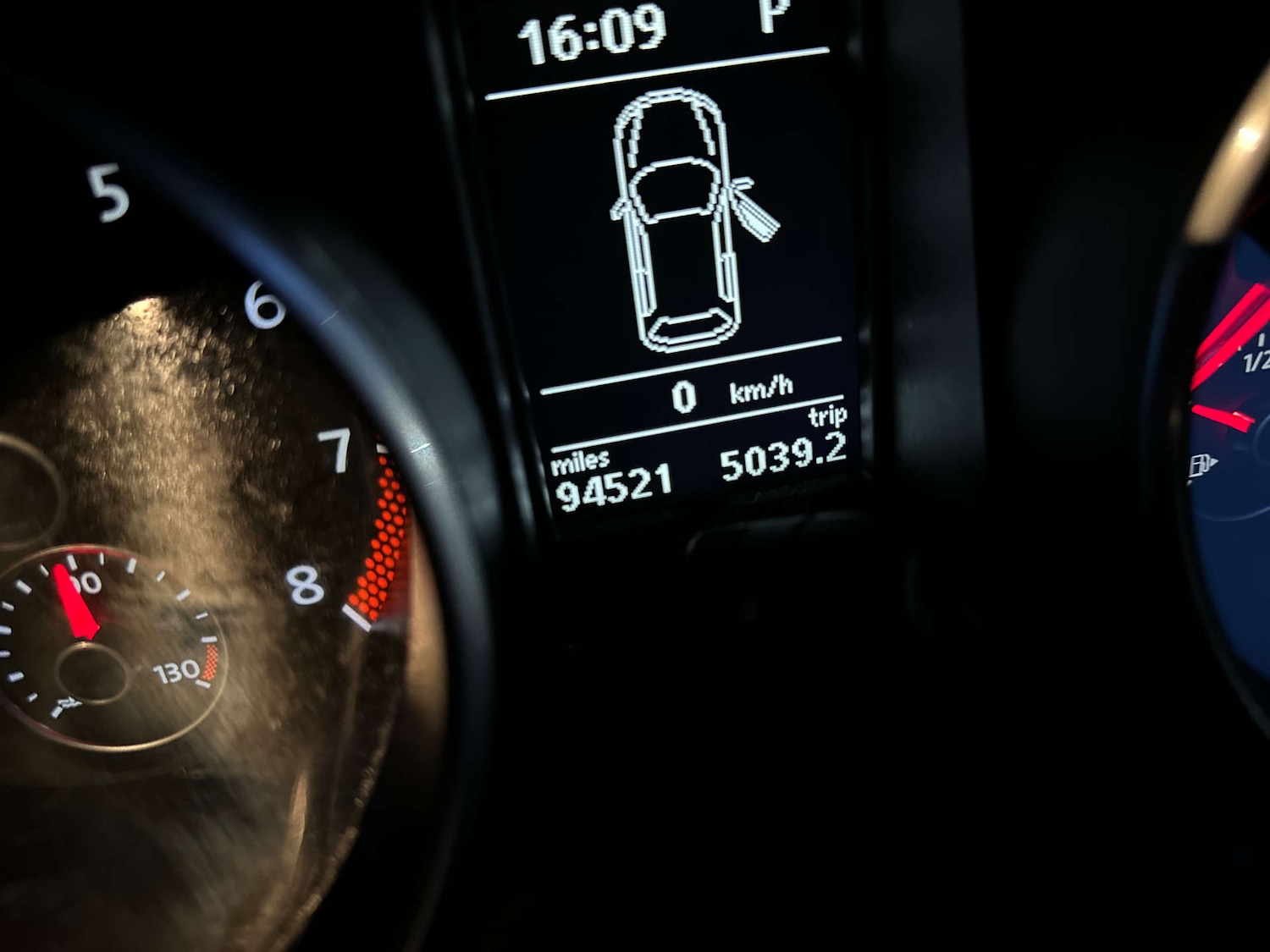 Used Volkswagen Golf 2009 for sale - 77058500: Photo 24