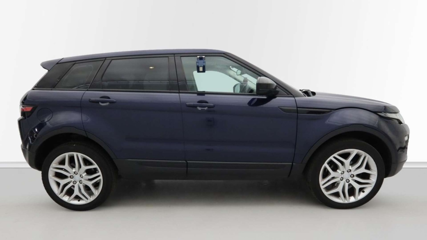 Used Land Rover Range Rover Evoque 2015 for sale - 76490357: Photo 12