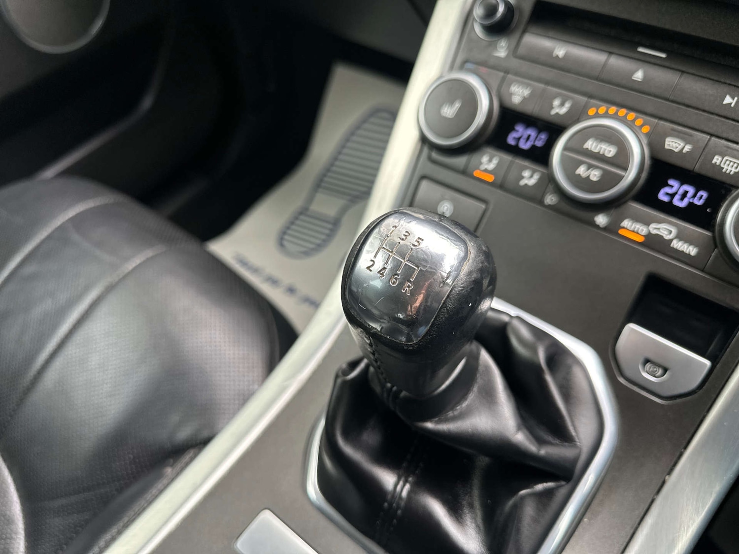 Used Land Rover Range Rover Evoque 2015 for sale - 76490357: Photo 26