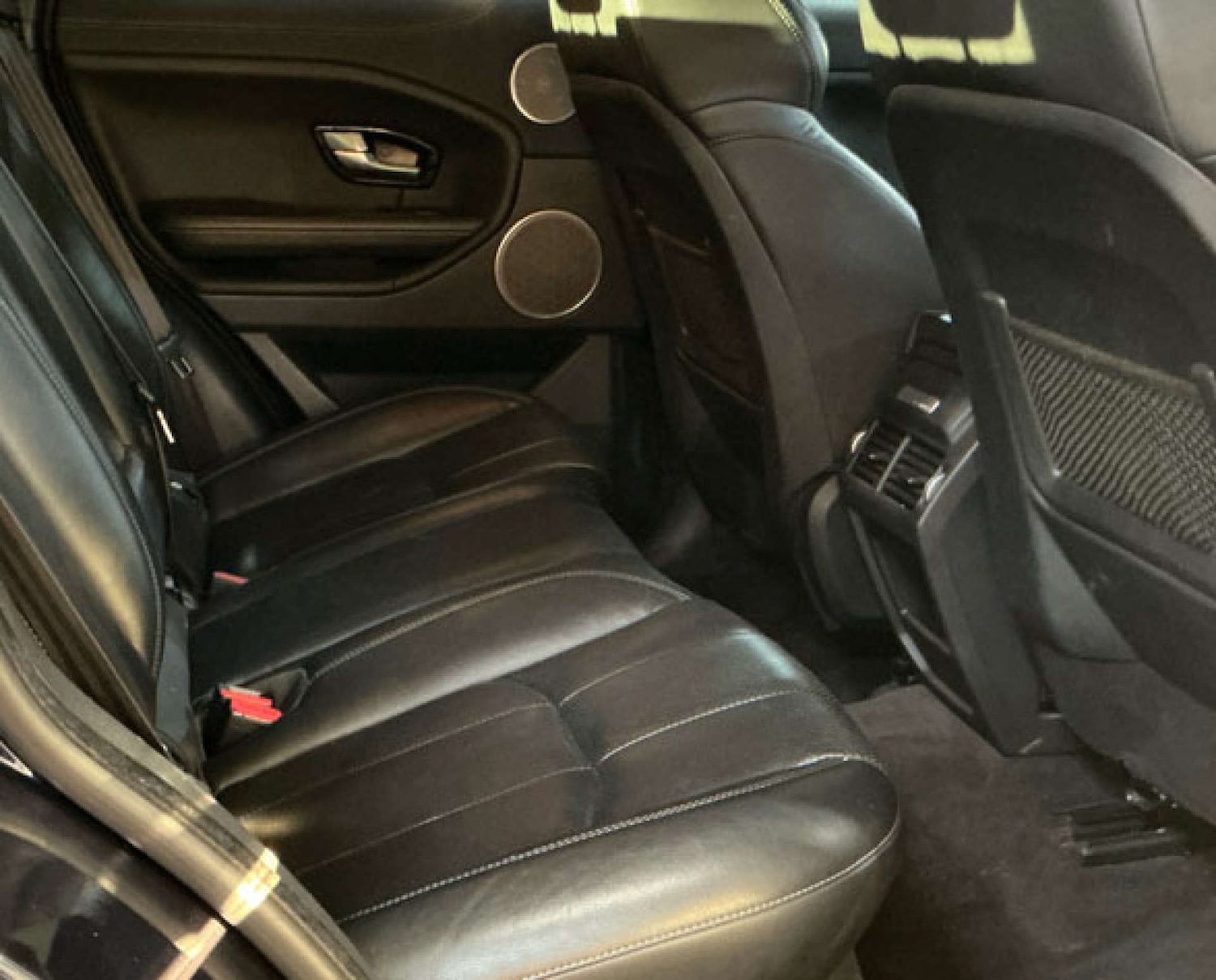 Used Land Rover Range Rover Evoque 2015 for sale - 76490357: Photo 4