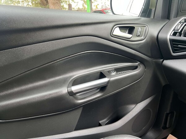 Used Ford Kuga 2015 for sale - 76143255: Photo 33