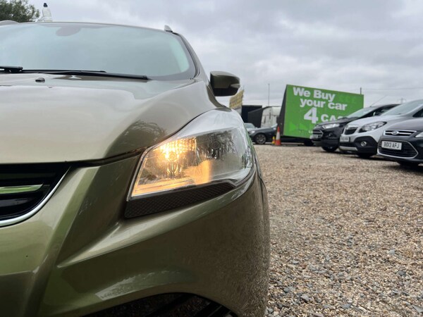 Used Ford Kuga 2015 for sale - 76143255: Photo 40