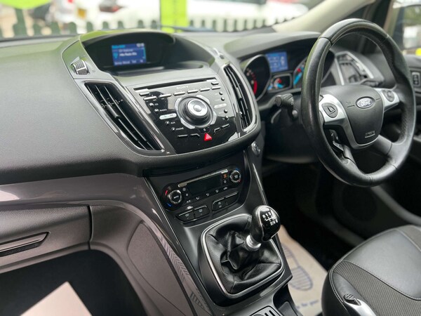 Used Ford Kuga 2015 for sale - 76143255: Photo 4