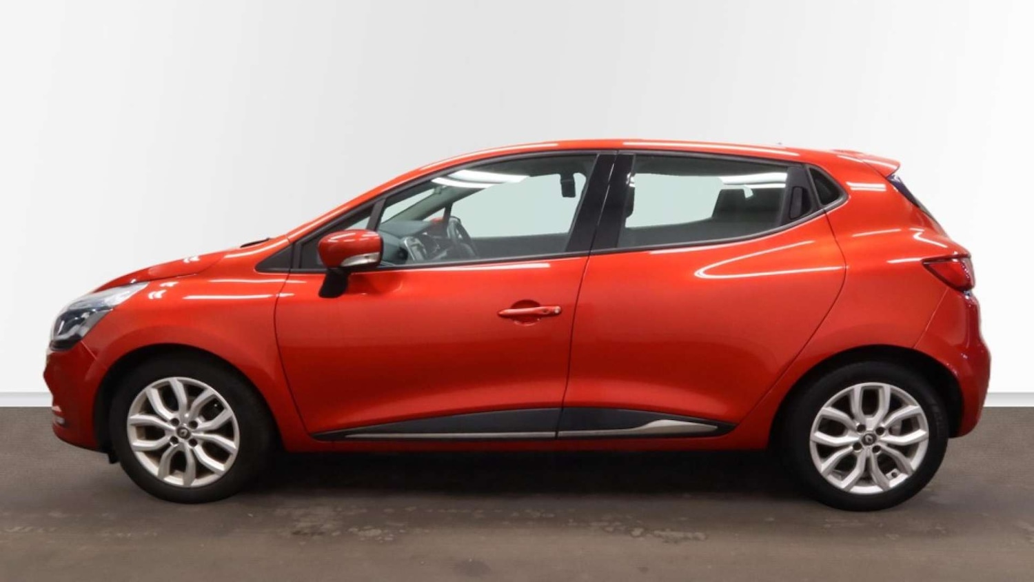 Used Renault Clio 2017 for sale - 77276657: Photo 10