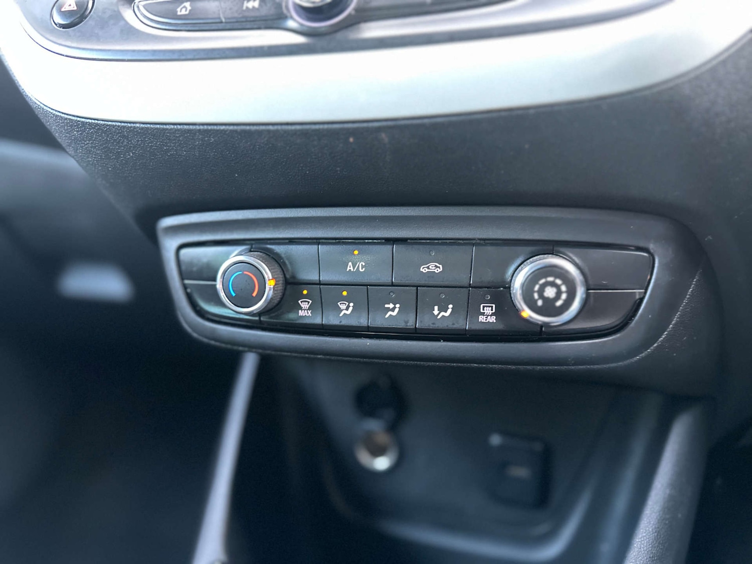 Used Vauxhall Crossland X 2020 for sale - 76921224: Photo 20