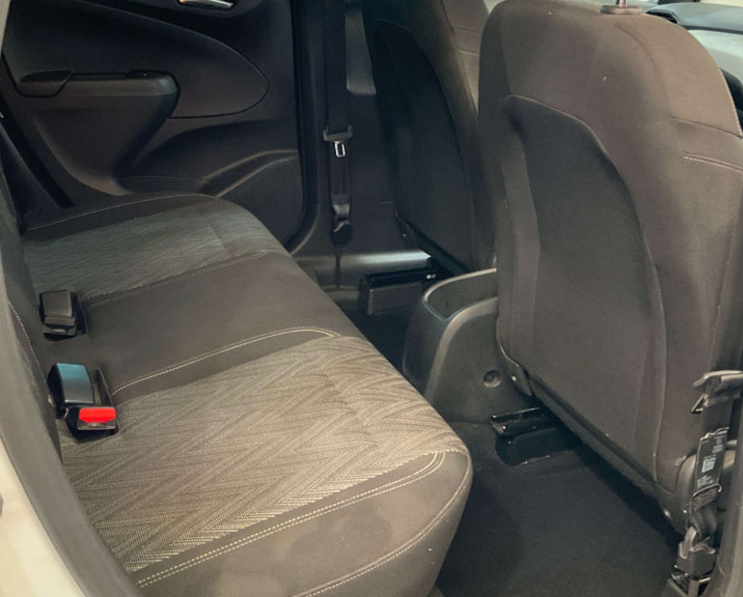 Used Vauxhall Crossland X 2020 for sale - 76921224: Photo 4